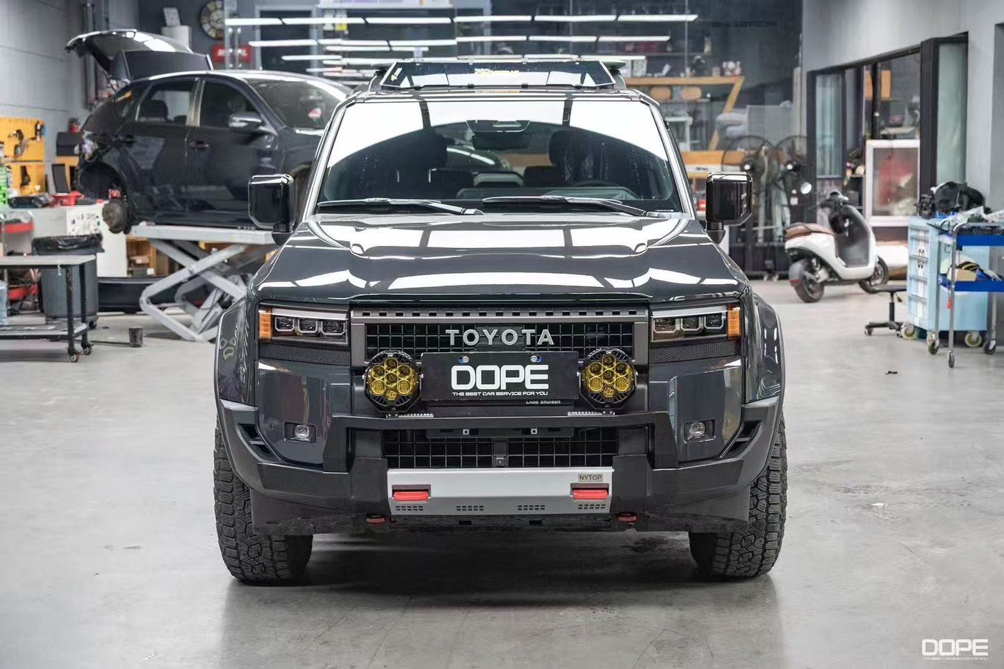 NYTOP 2024-Actual Toyota Land Cruiser Parachoques delantero híbrido con defensa delantera