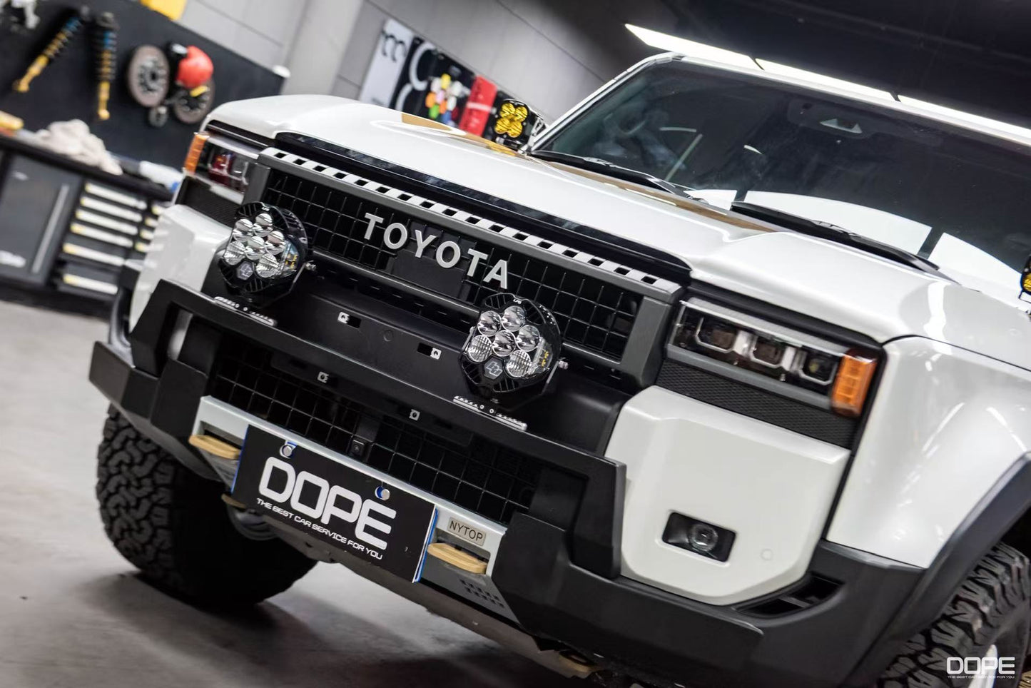 NYTOP 2024-Actual Toyota Land Cruiser Parachoques delantero híbrido con defensa delantera