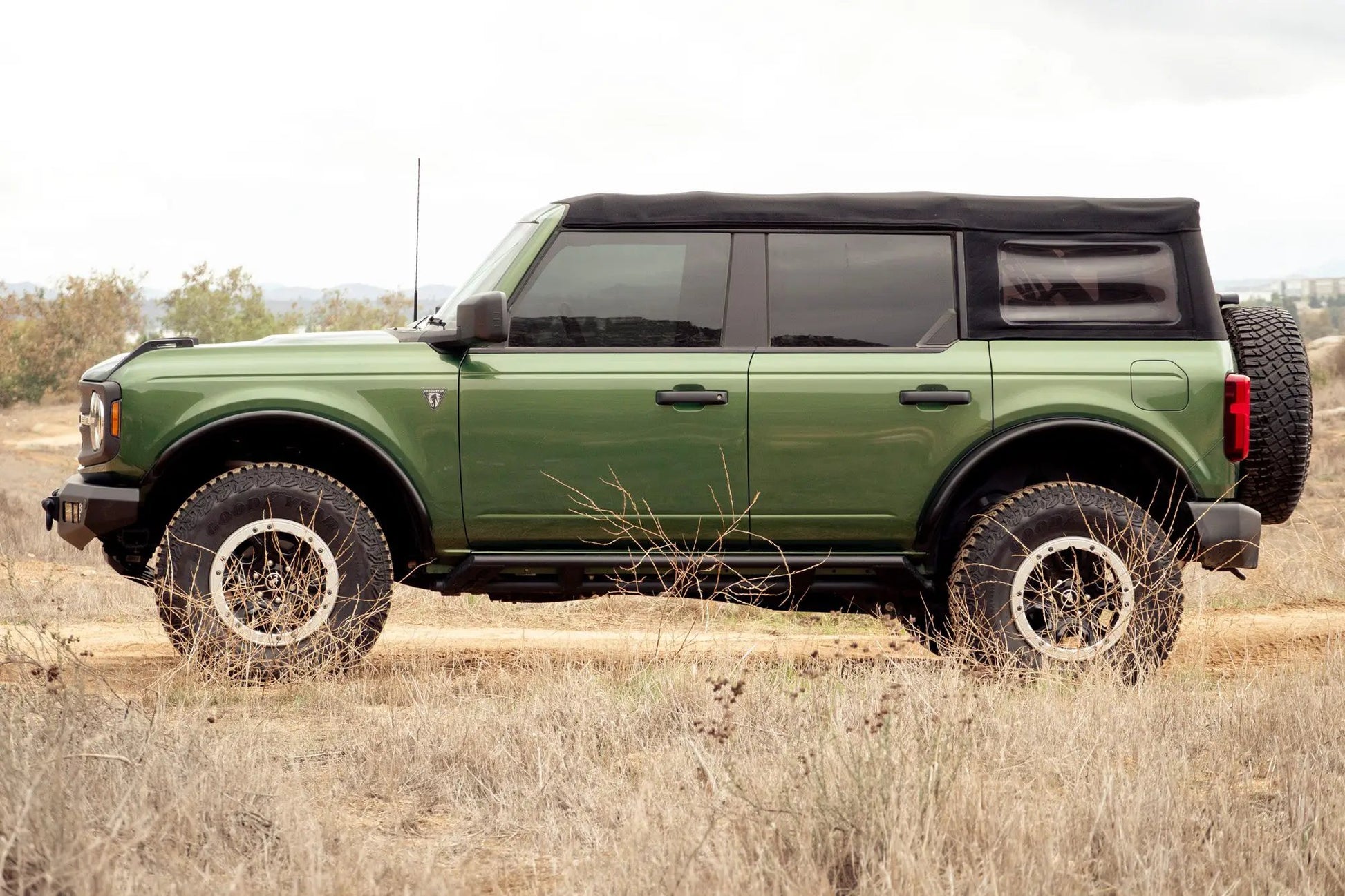 DV8 Offroad Ford Bronco Tube Fender Flares by DV8 Offroad