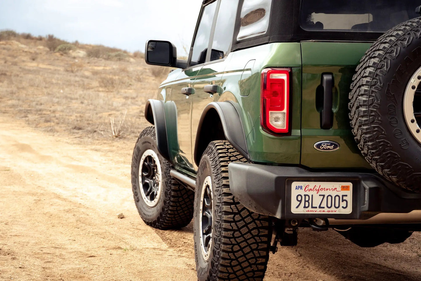 DV8 Offroad Ford Bronco Tube Fender Flares by DV8 Offroad