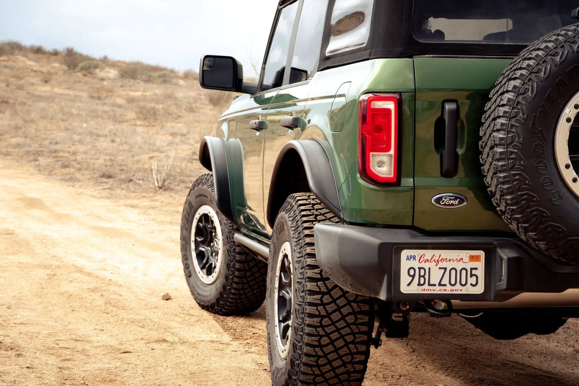 DV8 Offroad Ford Bronco Tube Fender Flares by DV8 Offroad