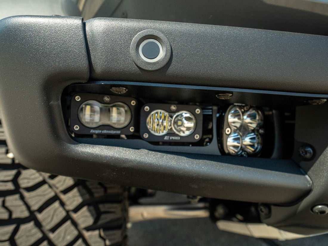 2024 FORD Bronco Gris A52373