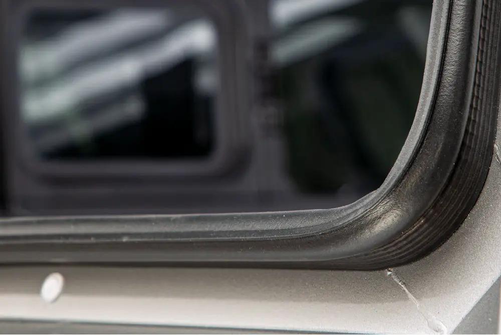RSI SmartCap Silverado/Sierra Truck Bed Cap SmartCap EVOa Adventure Matte Black For 19-26 Chevrolet Silverado/Sierra 1500 5.8 Foot Short Bed SmartCap by RSI SmartCap