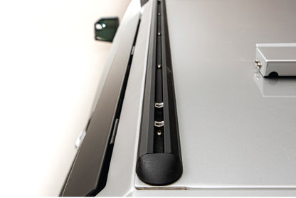 RSI SmartCap Tundra Truck Bed Cap SmartCap EVOa Adventure Matte Black For 07-21 Toyota Tundra 5.5 Foot Short Bed SmartCap