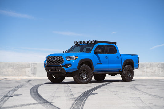 Defensa delantera Toyota Tacoma 2016-2023 Rago Fabrication con cabrestante