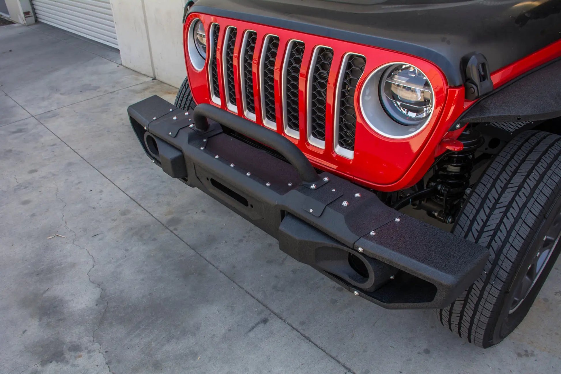 DV8 Offroad 18+ Jeep JL & 20+ Jeep JT Jeep Modular Front Bumper with Bull Bar by DV8 Offroad