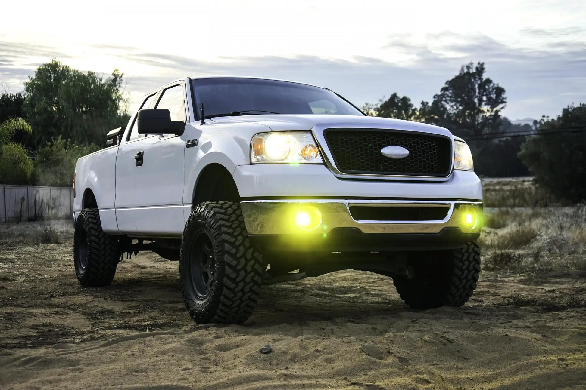 Baja Designs Squadron Sport Fog Pocket Kit - '06-14 F-150; '05-11 Tacoma; '07-13 Tundra, '23-On Sequoia (Wide Cornering; Baja Amber) by Baja Designs