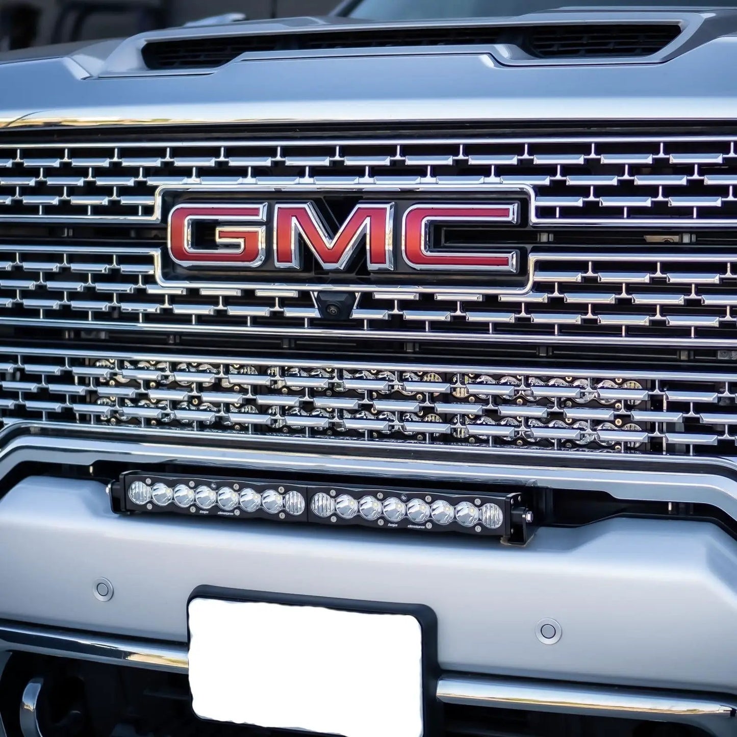 Baja Designs S8 Dual 30 Inch Grille Kit - '20-23 Sierra 2500HD/3500HD Exc. AT4 (Driving/Combo; Clear) by Baja Designs