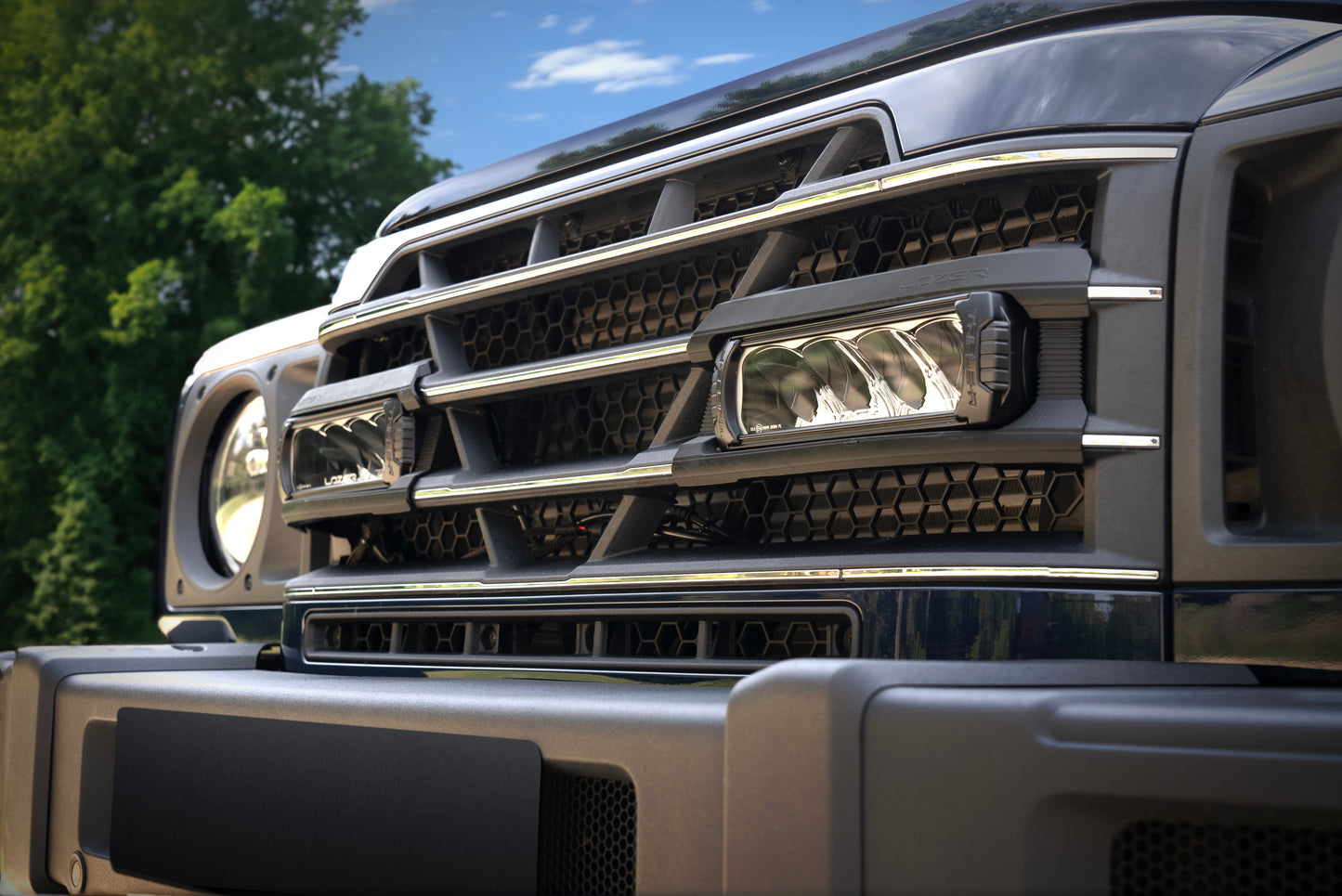 TRIPLE-R-LIGHTS Ineos Grenadier Grille Kit with LR-750