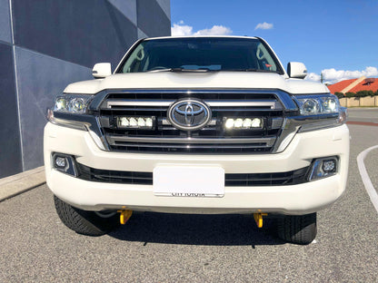TRIPLE-R-LIGHTS Toyota Land Cruiser 200 Series Grille Kit with LR-750 Elite