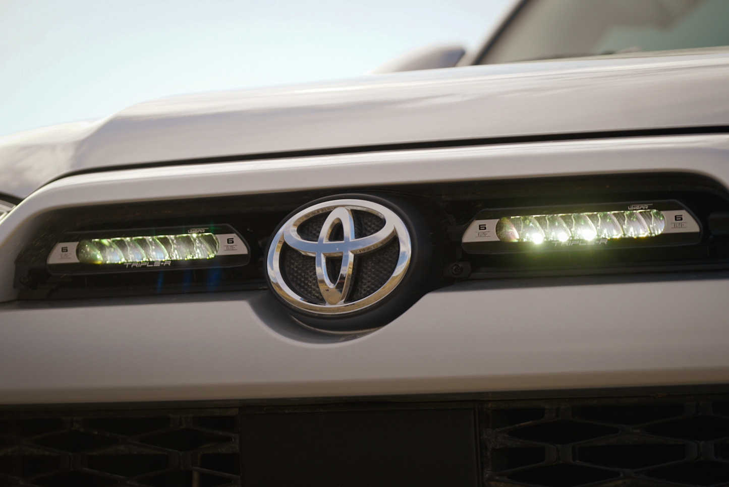 TRIPLE-R-LIGHTS Toyota 4Runner (2009-2024) - Grille Kit (GK-UST4R-ELITE-01K)
