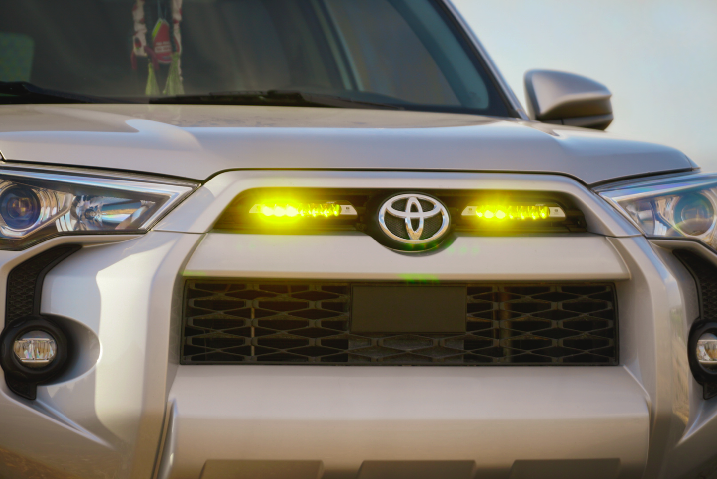 TRIPLE-R-LIGHTS Toyota 4Runner (2009-2024) - Grille Kit (GK-UST4R-PLUS-01K)