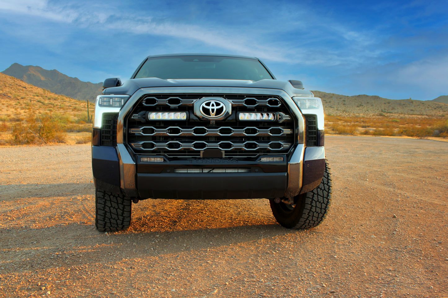 TRIPLE-R-LIGHTS Toyota Tundra Platinum Grille Kit with LR-850 Elite