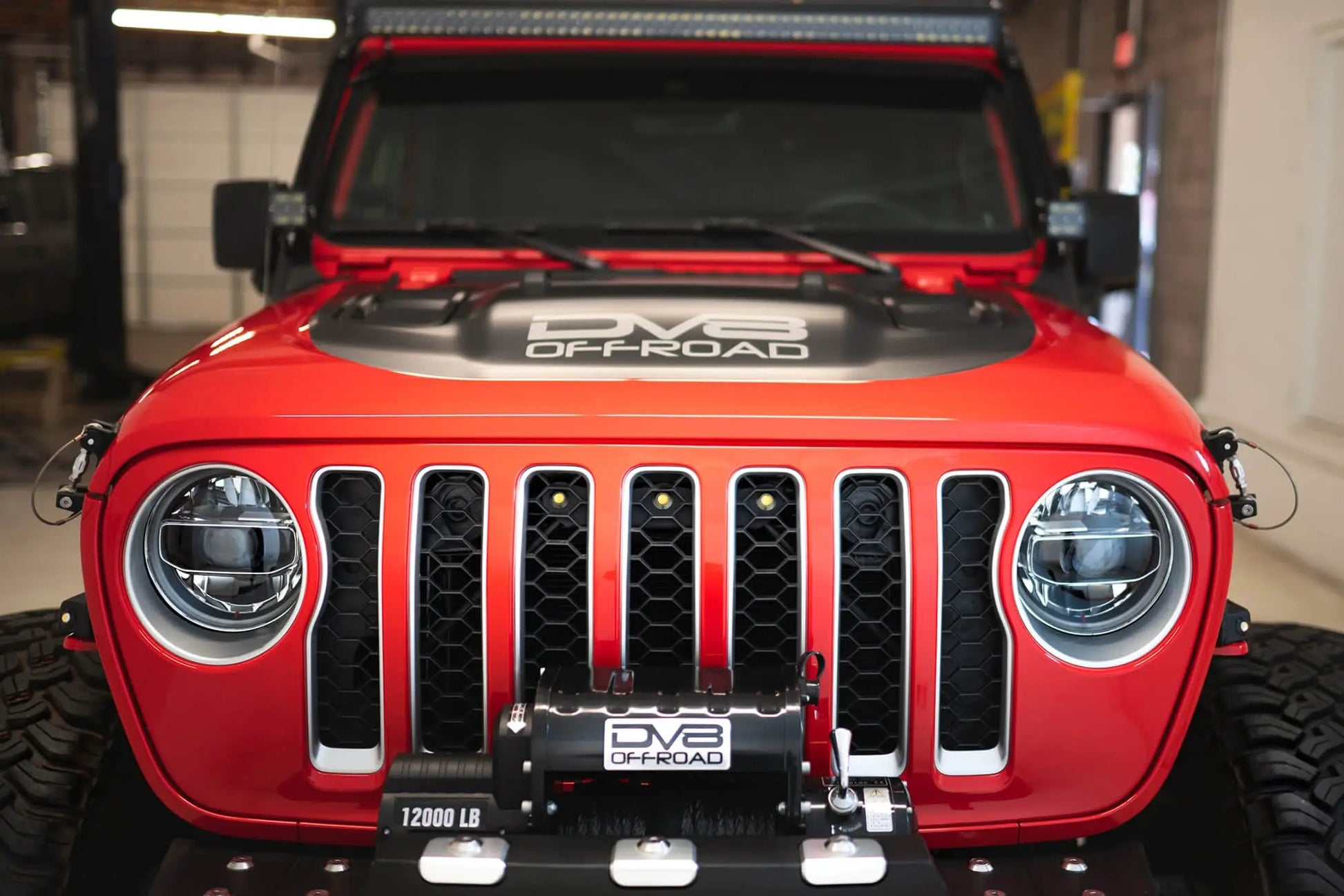 DV8 Offroad Set of three amber accent lights that install inside the front grill of the 20+ Jeep Gladiator JT. The mounting bracket is constructed from steel & powder coated & the LED lights allow your vehicle to be seen easier in low situations by DV8 Offroad