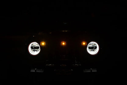 DV8 Offroad Set of three amber accent lights that install inside the front grill of the 18+ Jeep Wrangler JL. The mounting brackets are constructed from steel & powder coated & the LED lights allow your vehicle to be seen easier in low situations by DV8 Offroad