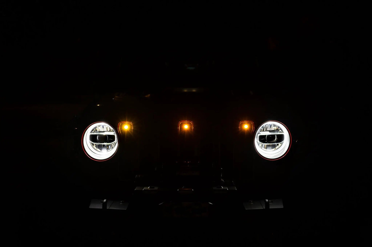 DV8 Offroad Set of three amber accent lights that install inside the front grill of the 18+ Jeep Wrangler JL. The mounting brackets are constructed from steel & powder coated & the LED lights allow your vehicle to be seen easier in low situations by DV8 Offroad