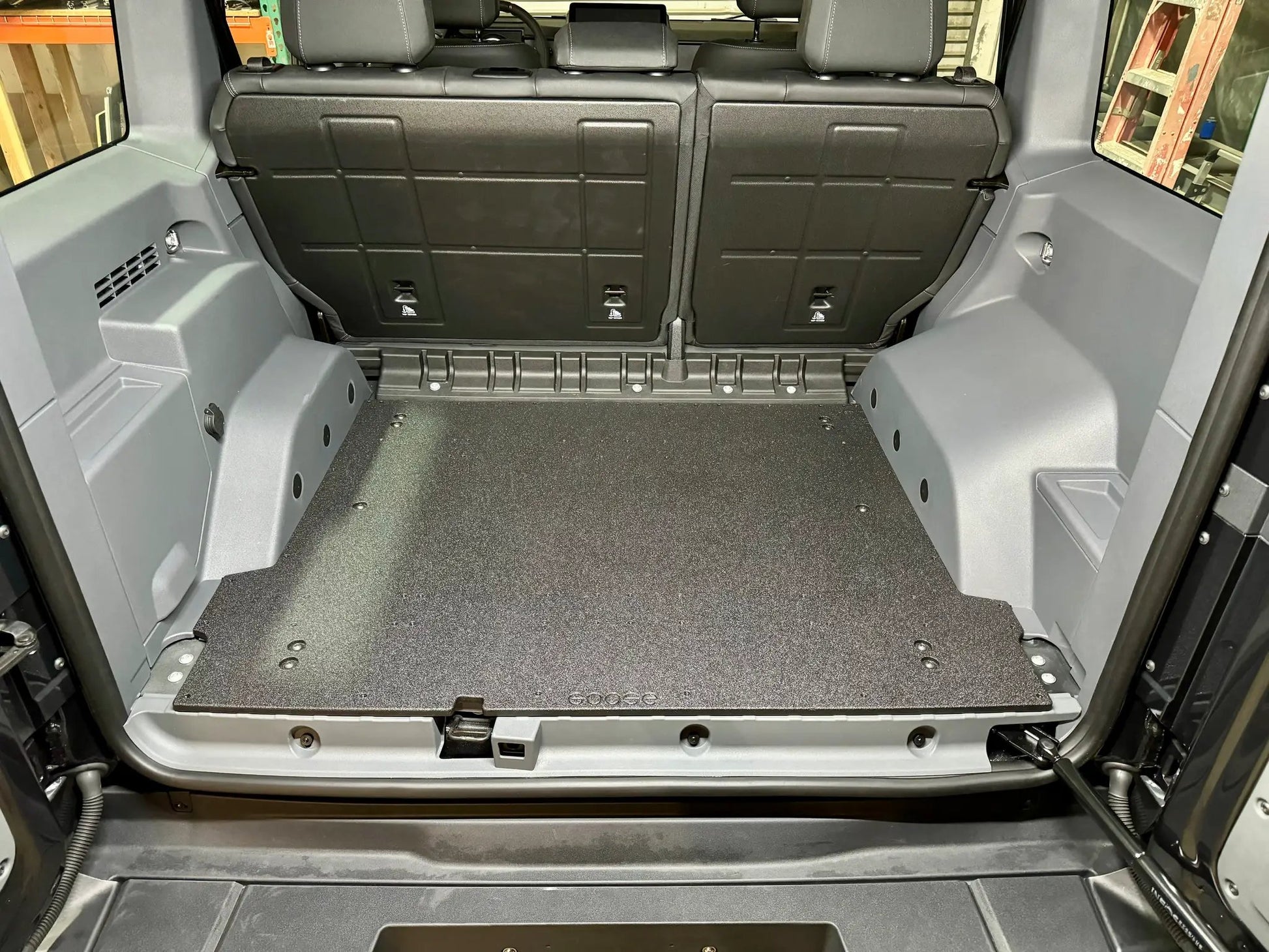 Ineos - Grenadier - 2024-Present - 1st Gen - Explore Series - Rear Plate System by Goose Gear
