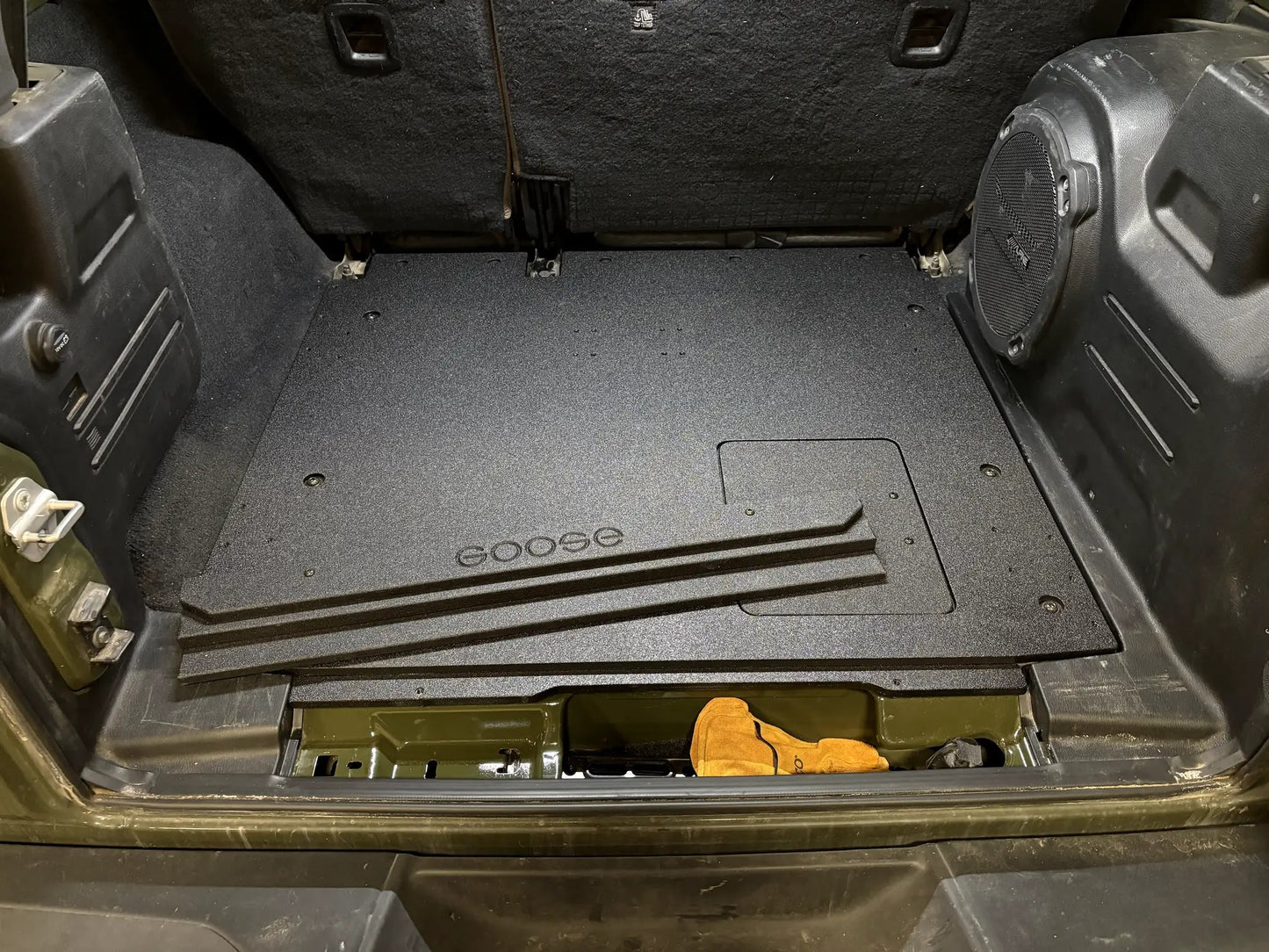 Jeep Wrangler 2018-2023 JLU 4 Door - Rear Plate System by Goose Gear