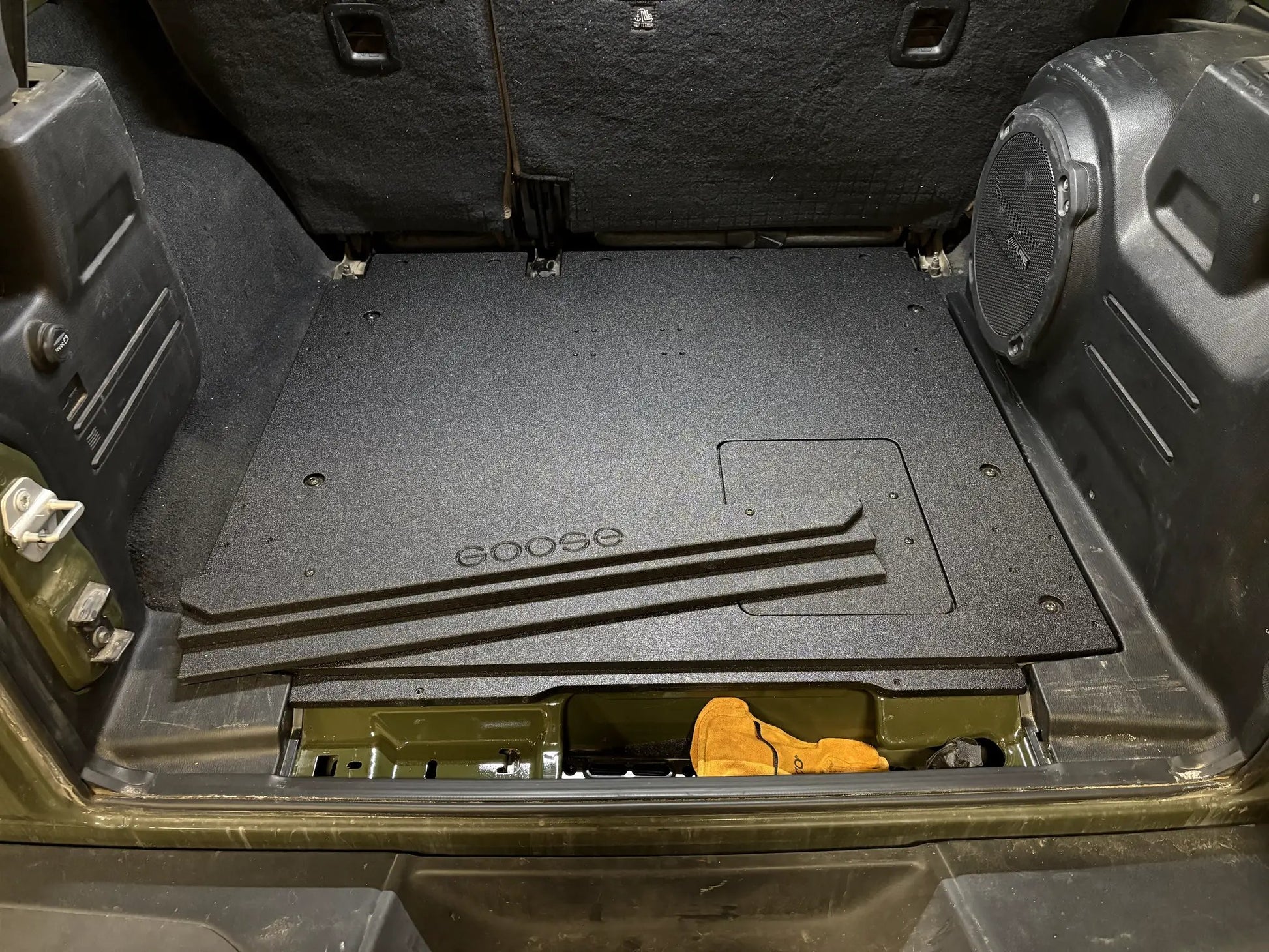 Jeep Wrangler 2018-2023 JLU 4 Door - Rear Plate System by Goose Gear