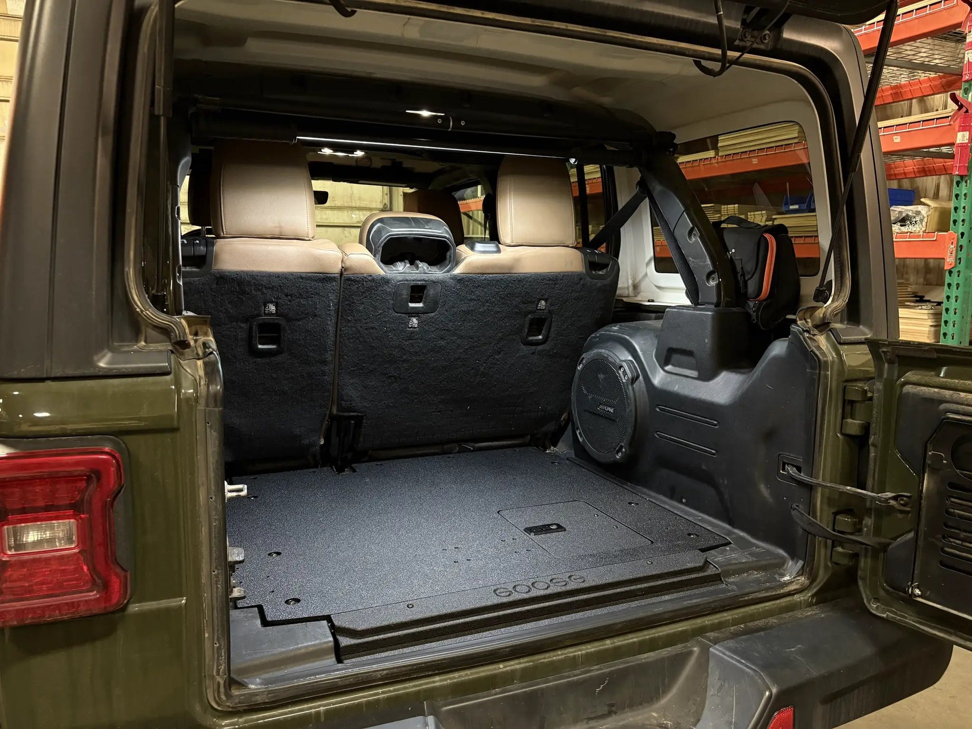 Jeep Wrangler 2018-2023 JLU 4 Door - Rear Plate System by Goose Gear
