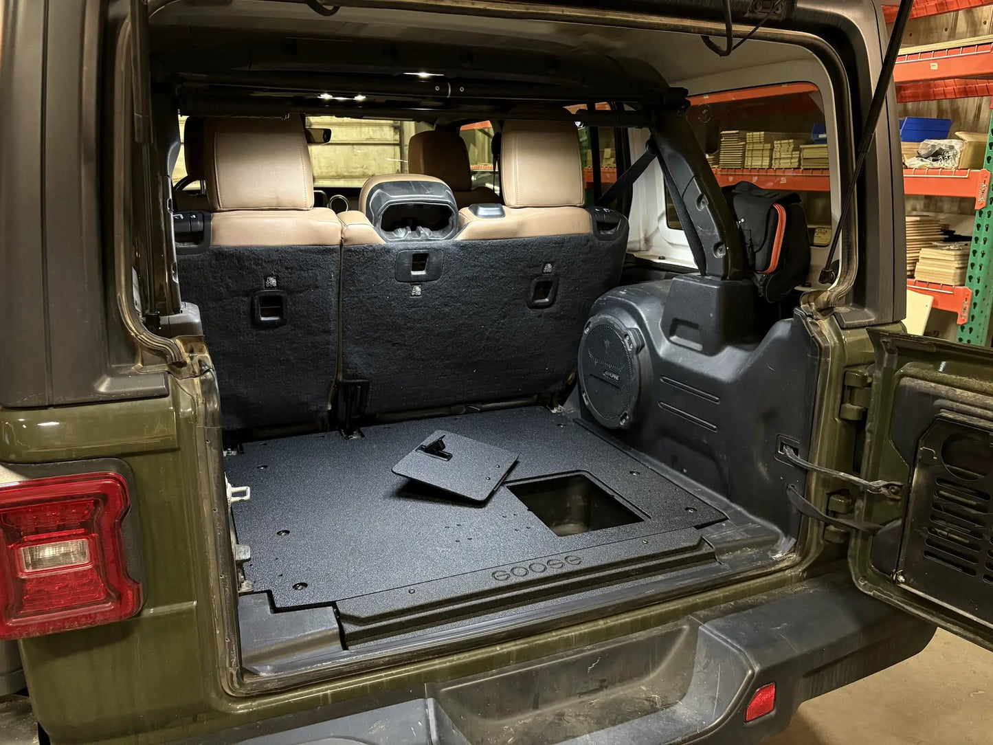 Jeep Wrangler 2018-2023 JLU 4 Door - Rear Plate System by Goose Gear