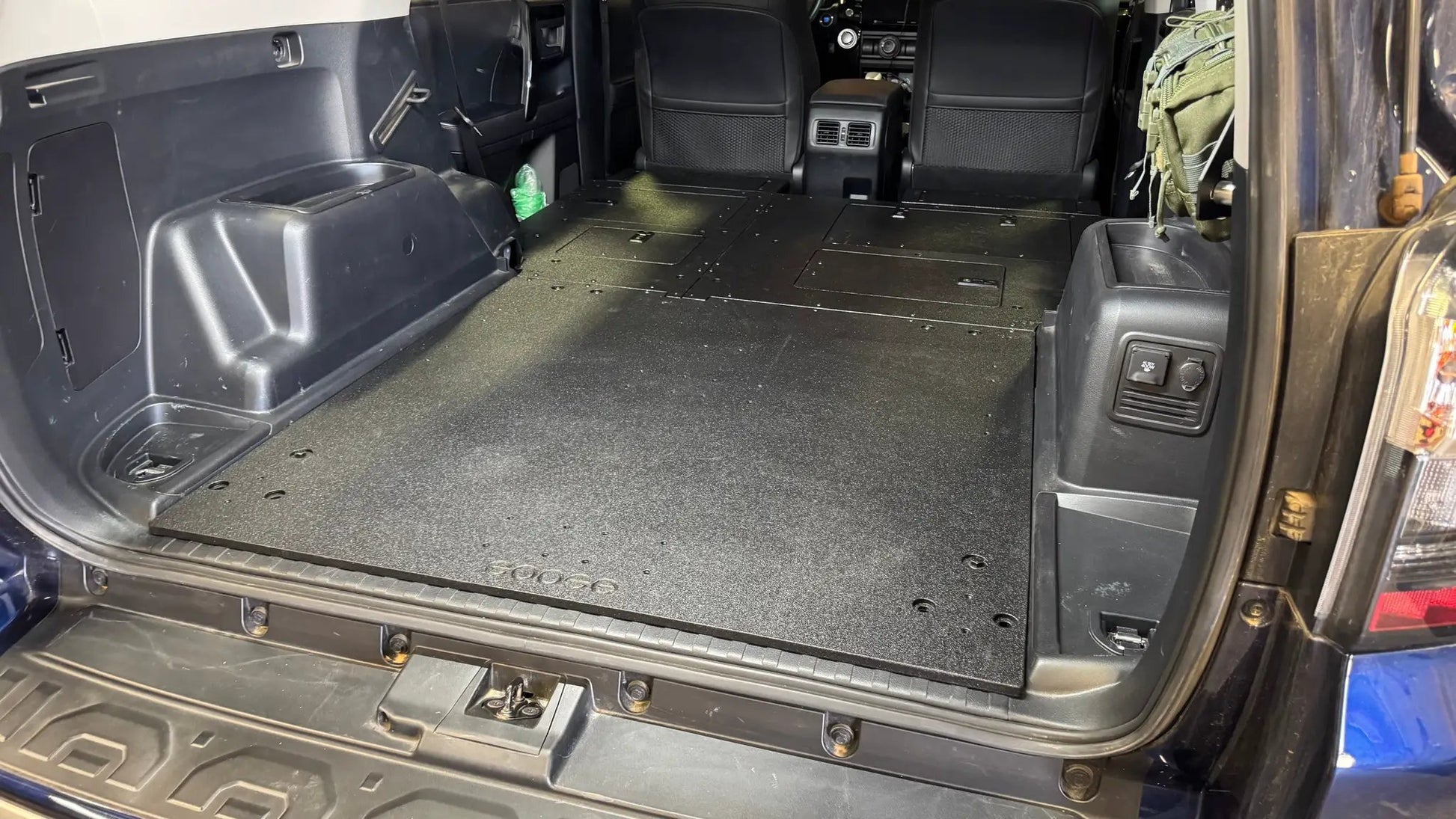 Toyota - 4Runner - 2010-2024 - 5th Gen - Standard - Explore Series - V2 - Stealth Sleep Package by Goose Gear