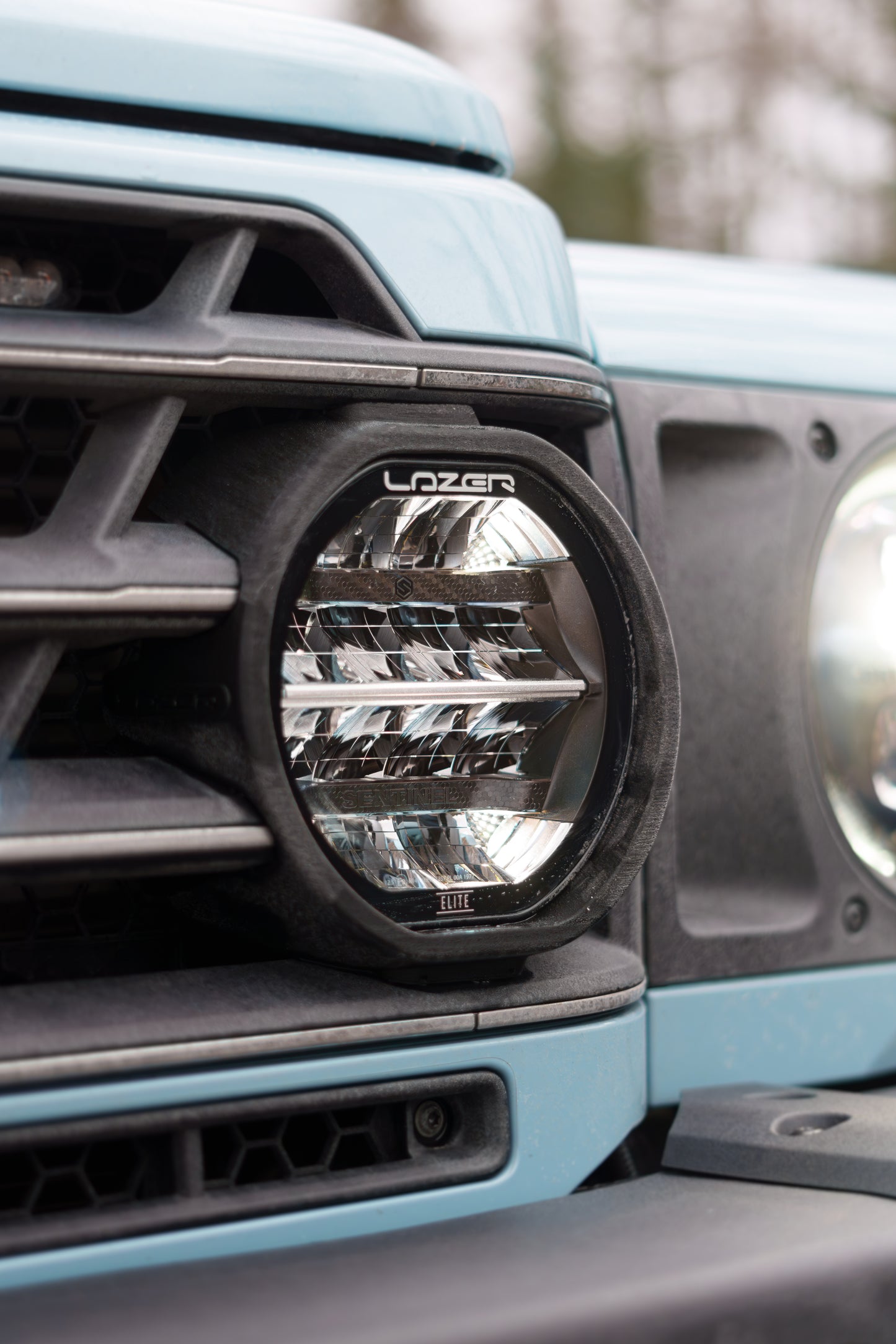 TRIPLE-R-LIGHTS Ineos Grenadier Grille Kit with Sentinel 7"