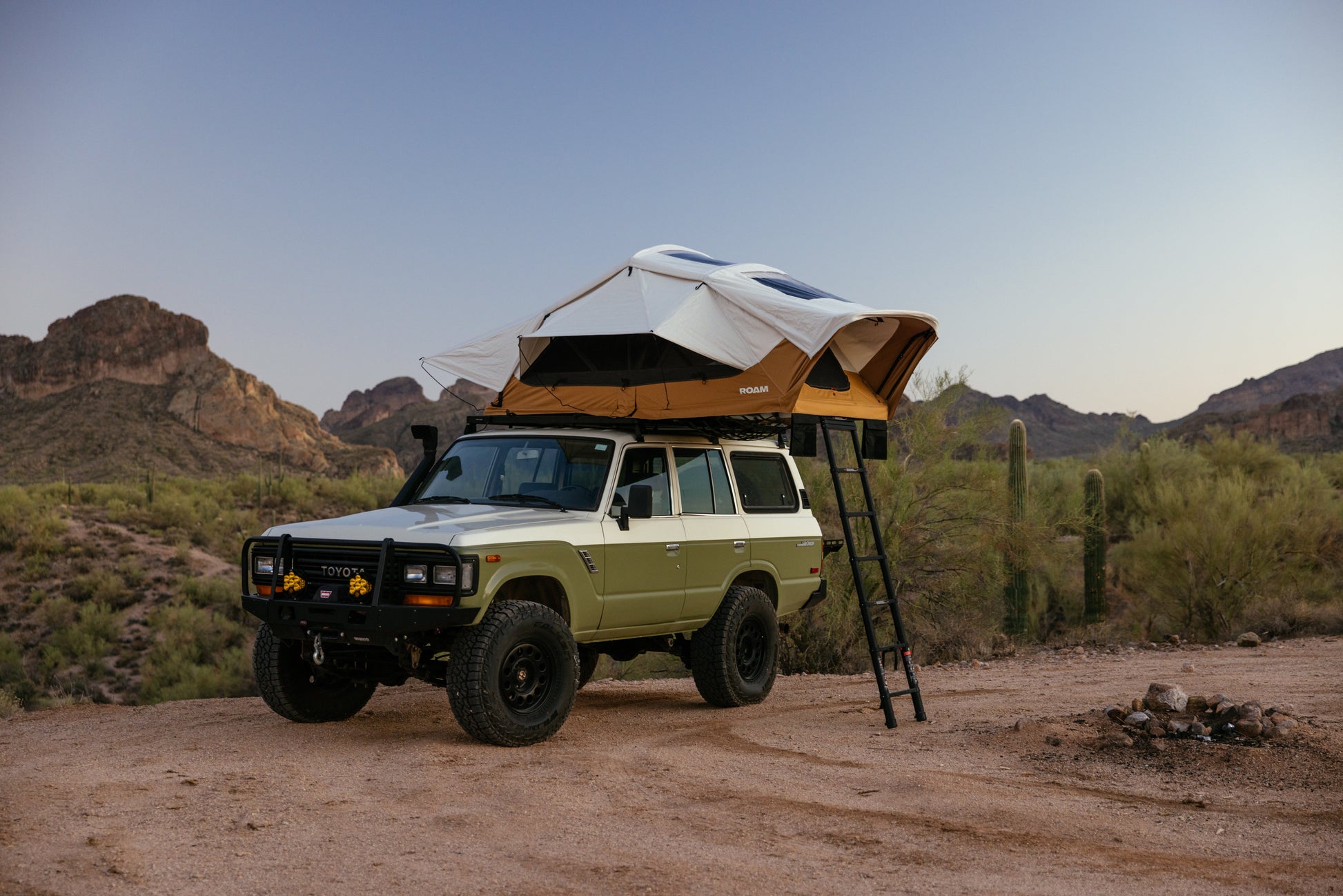 ROAM Vagabond XL 2.0 Rooftop Tent by ROAM