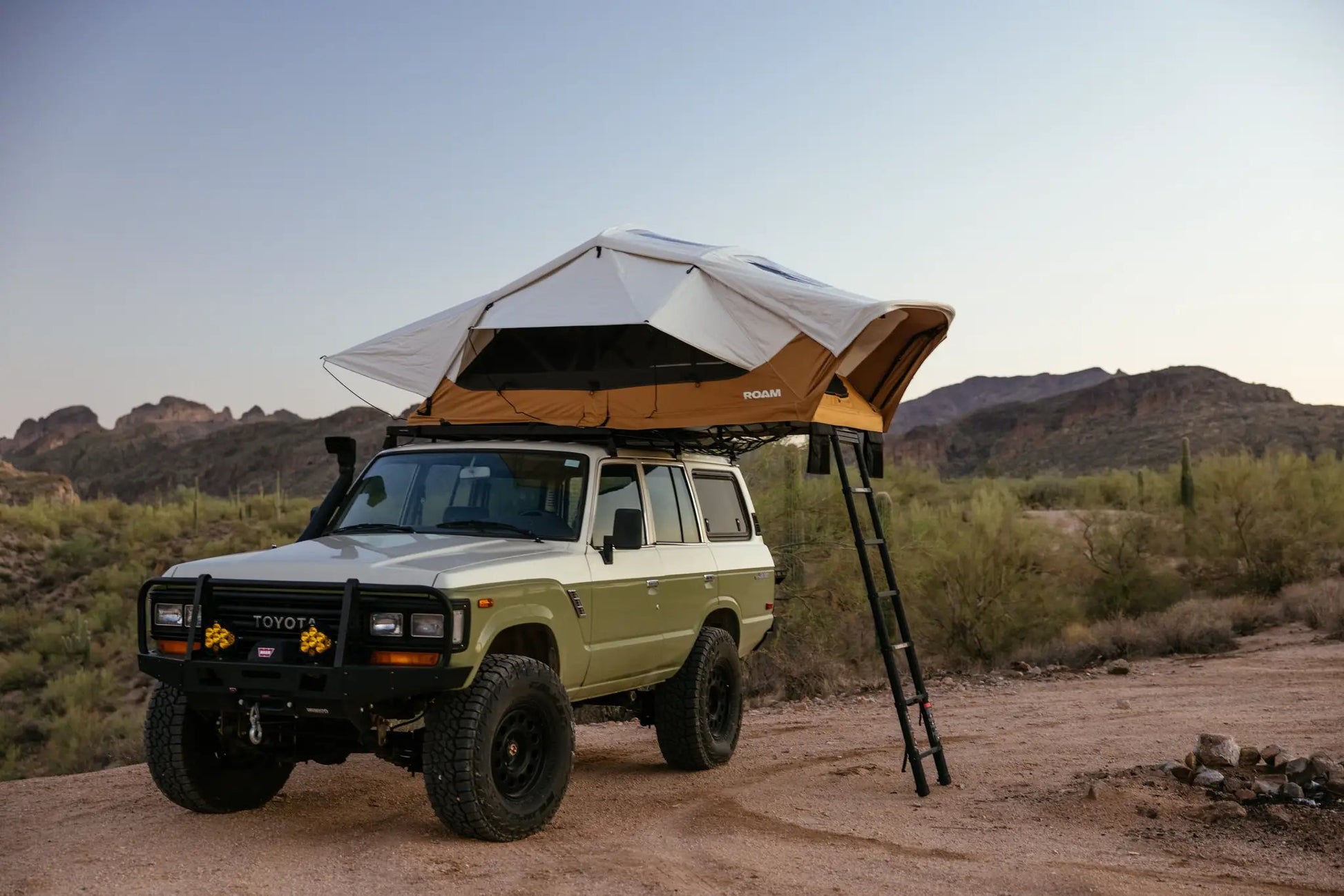 ROAM Vagabond XL 2.0 Rooftop Tent by ROAM