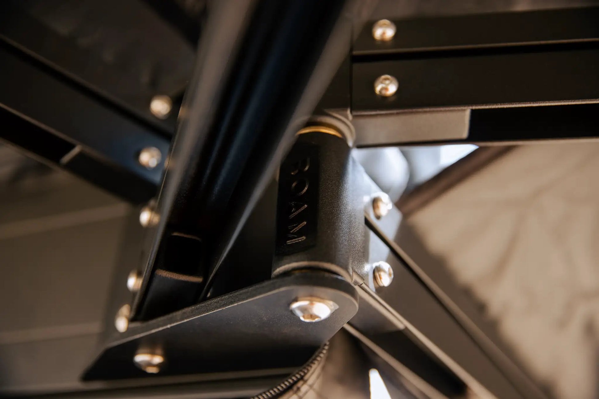 ROAM ARC 270 Awning by ROAM