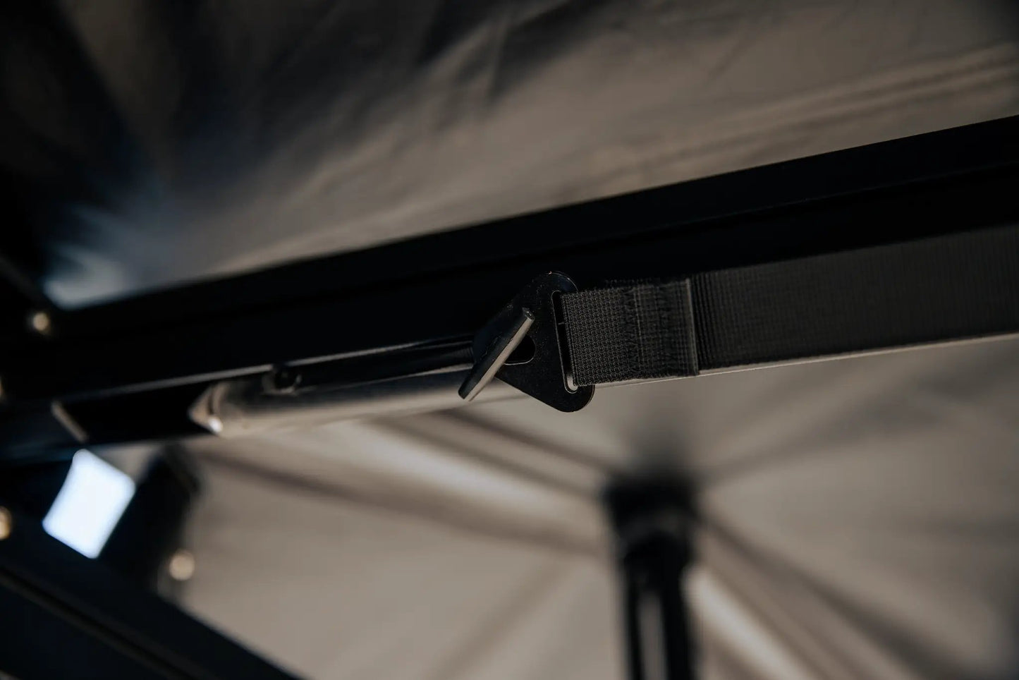 ROAM ARC 270 Awning by ROAM