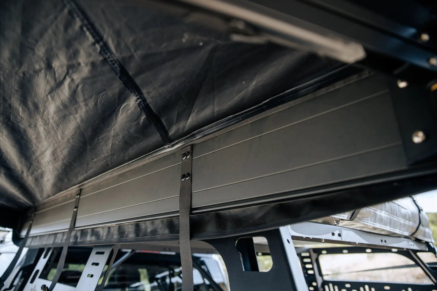 ROAM ARC 270 Awning by ROAM