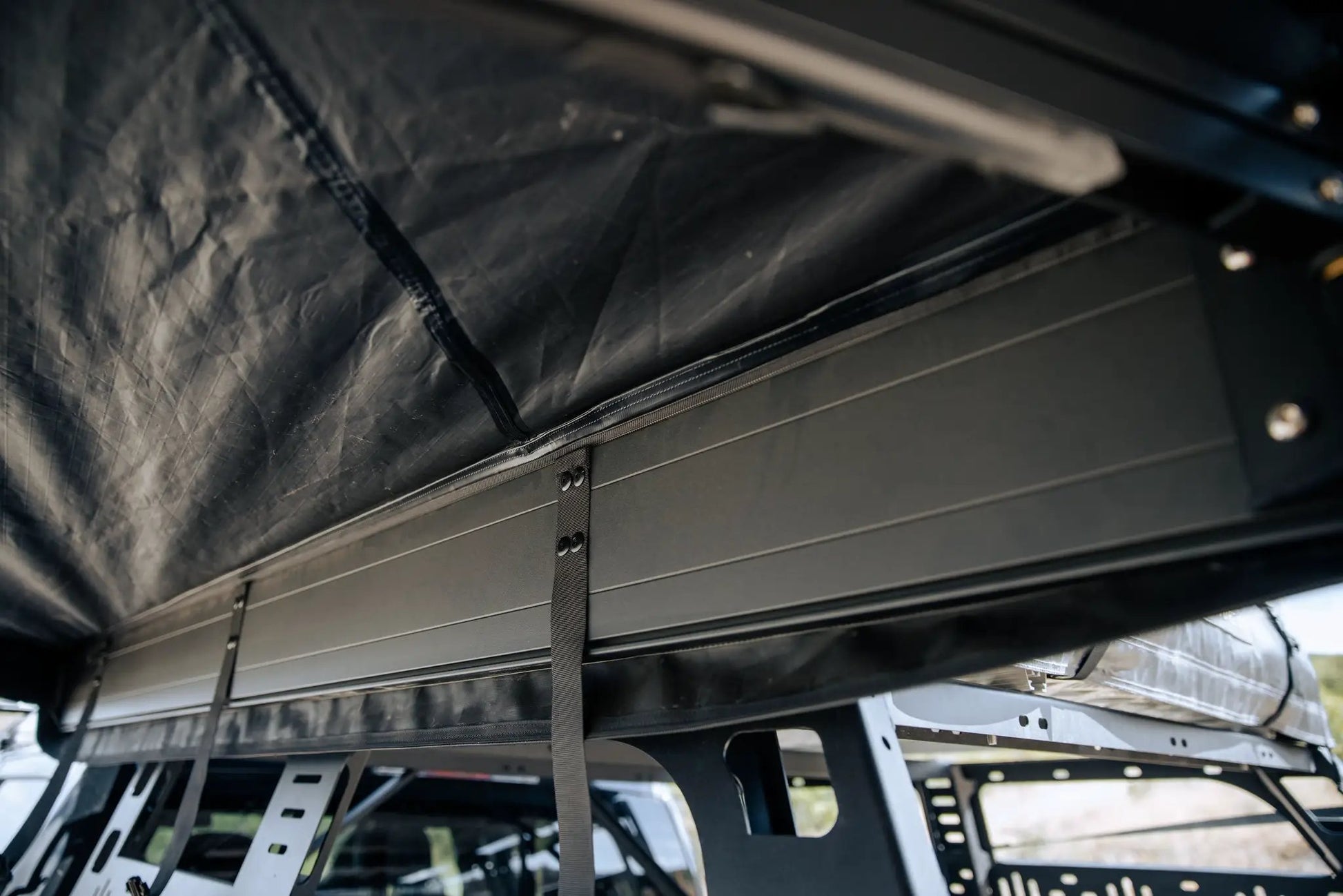 ROAM ARC 270 Awning by ROAM