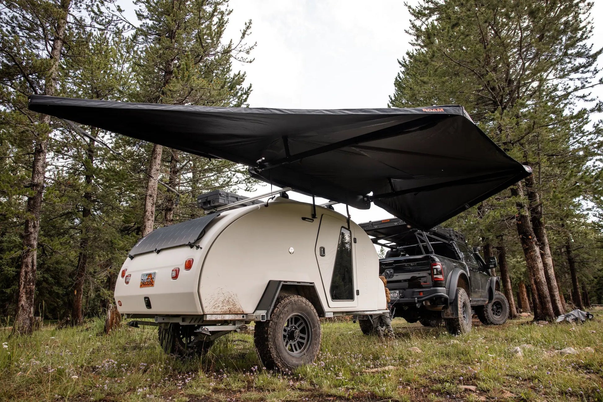 ROAM ARC 180 Awning by ROAM