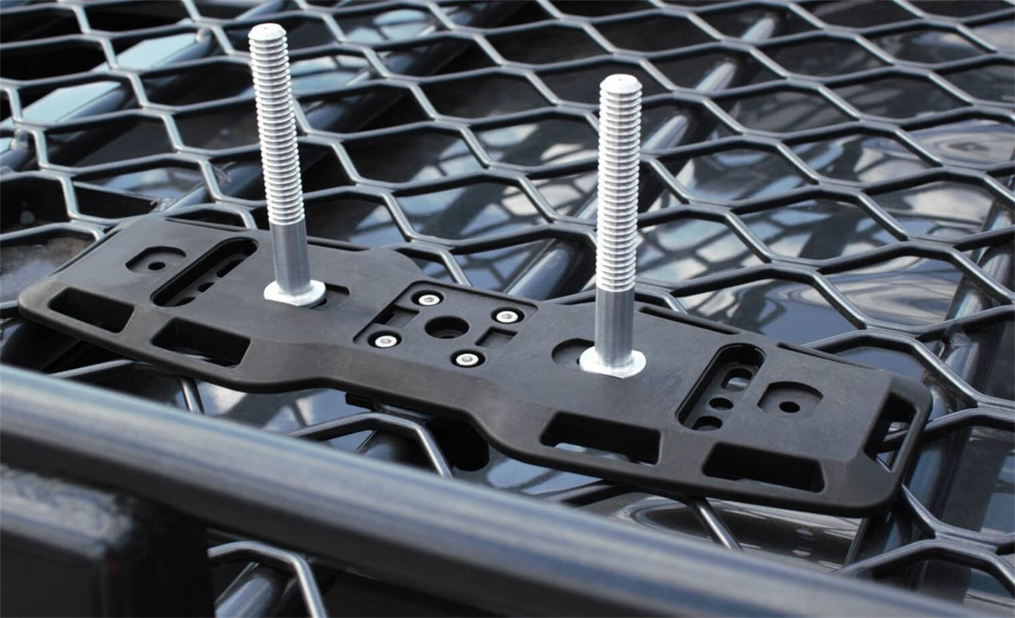 ARB TRED Recovery Board Flat-Mount Adapter Kit