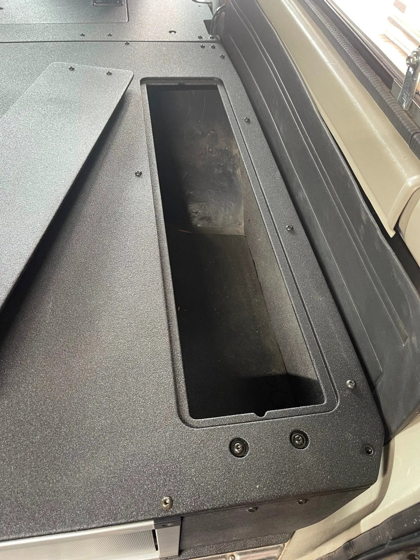 Toyota Land Cruiser 1980-1990 60 Series - Single Drawer Module with Fitted Top Plate - 22-3/16"W x 9-1/2"H x 40"D by Goose Gear