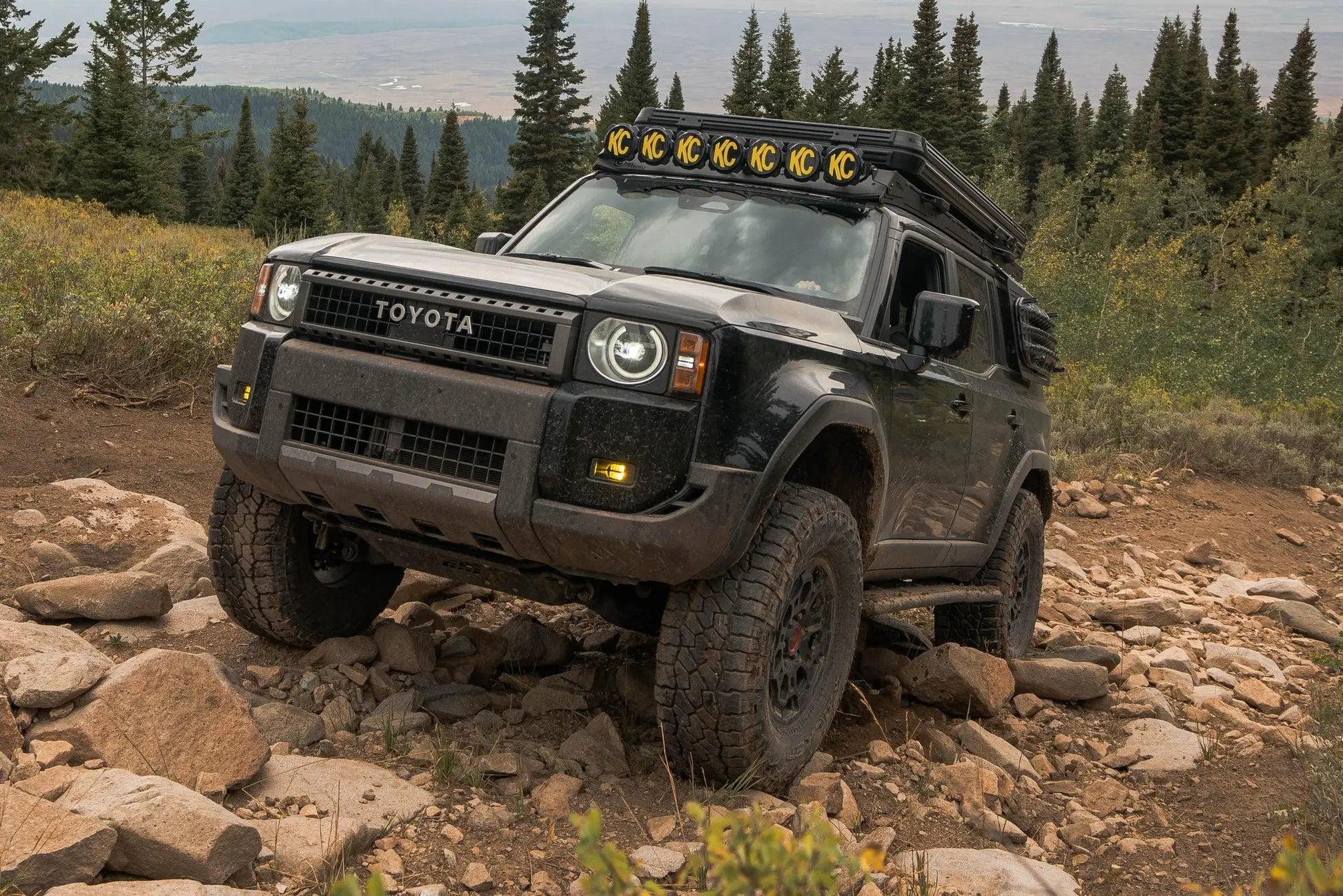 CBI Land Cruiser Standard Overland Rock Sliders | 2024-2025 by CBI