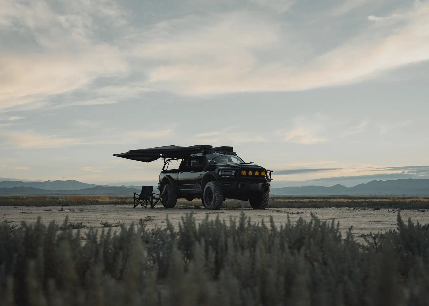 ROAM ARC 180 Awning by ROAM