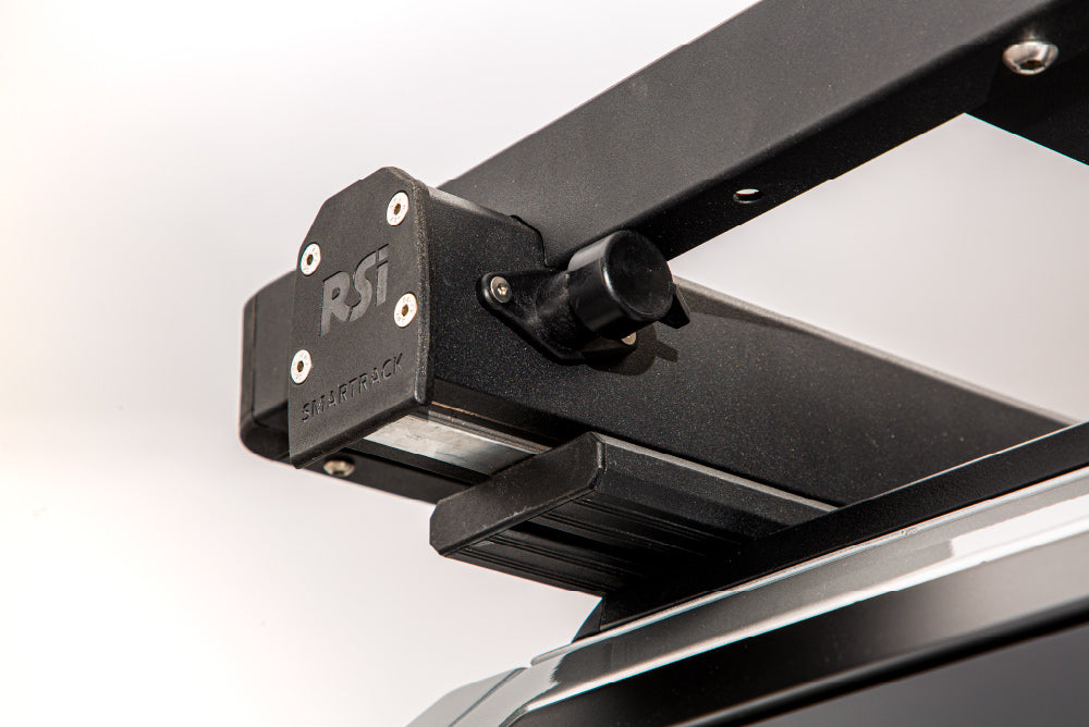 Drop Rack F-150 para Ford F-150 2015-2026 de 6.5 pies con caja estándar. SmartCap compatible con toldos con números de serie terminados en "MB", "WH" o "SA".