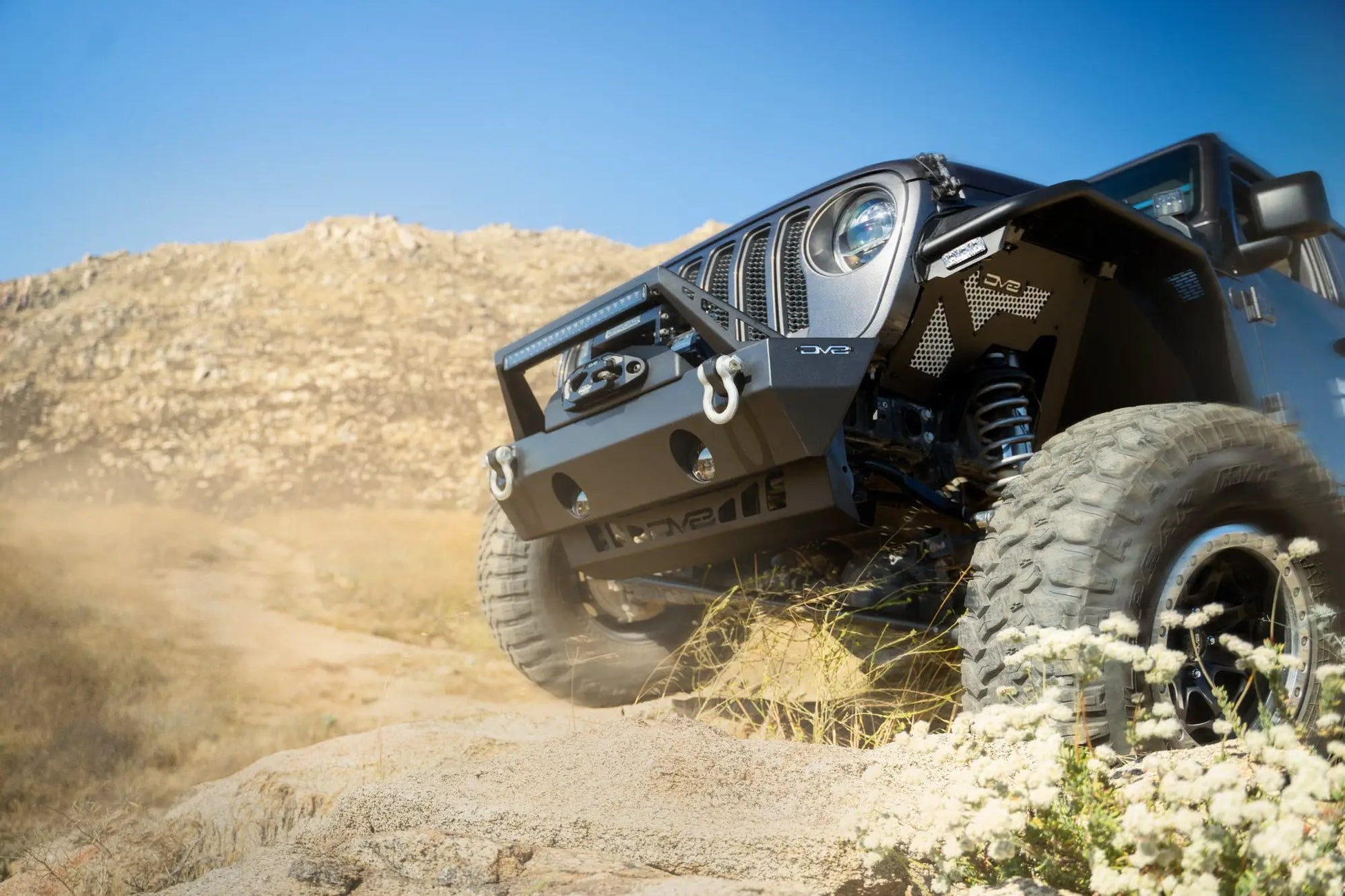DV8 Offroad JL/JT Front Bumper Sway-Bar Disconnect Motor Skid Plate by DV8 Offroad
