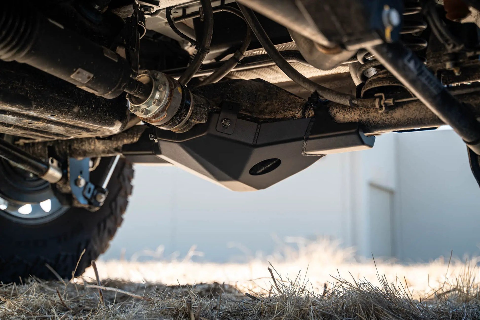 DV8 Offroad Jeep Wrangler & Gladiator Rubicon Rear D44 Differential Skid Plate by DV8 Offroad