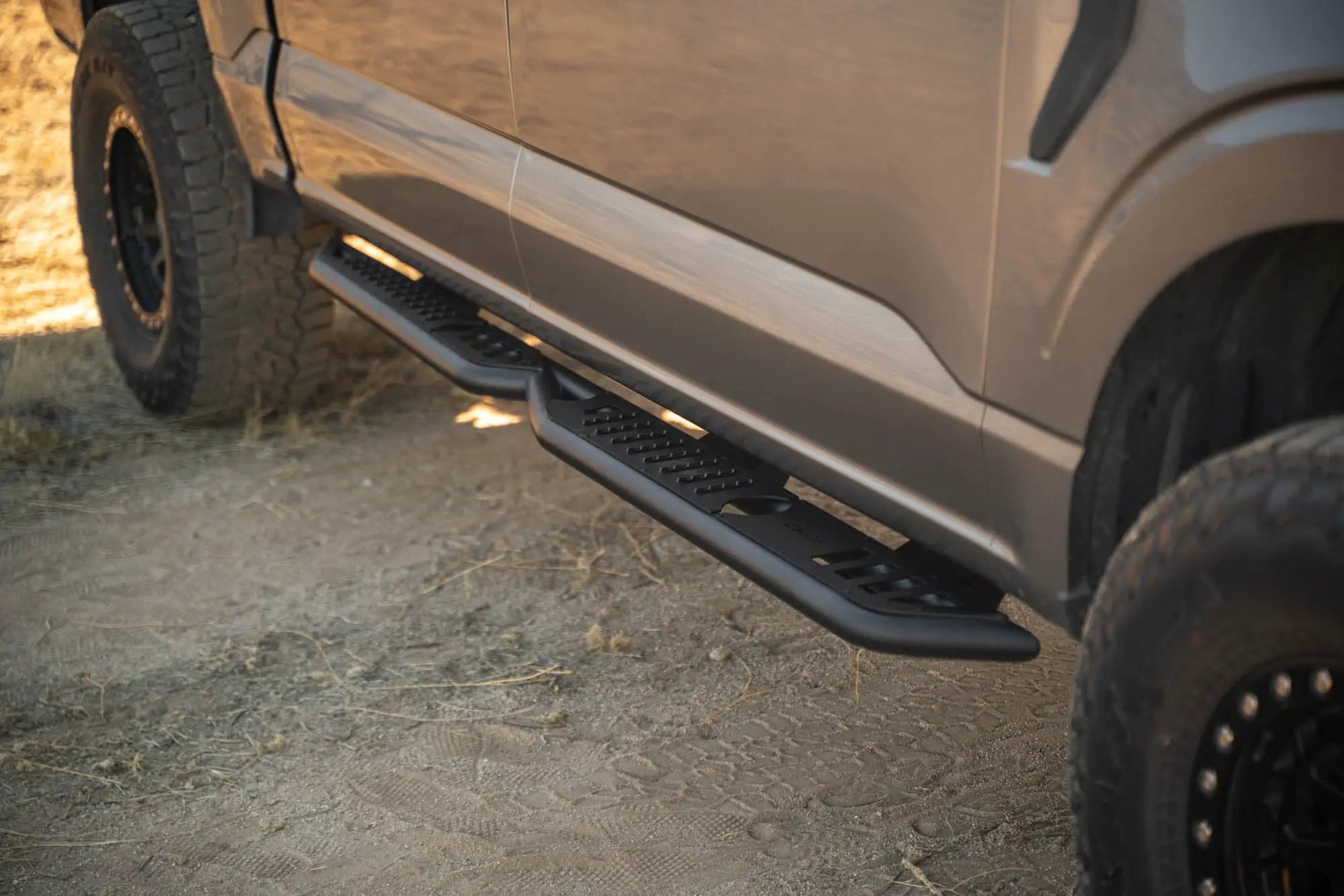 DV8 Offroad 2015-2024 Ford F-150 Crew Cab OE Plus Side Steps by DV8 Offroad