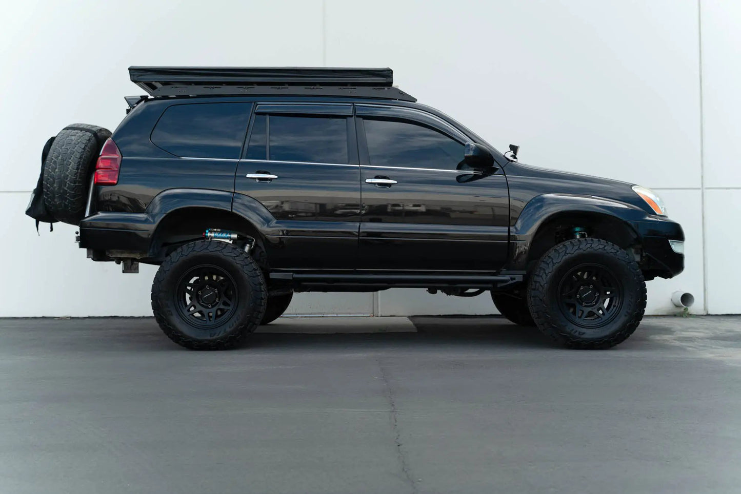 DV8 Offroad 3-point frame mounted design (per side) by DV8 Offroad
