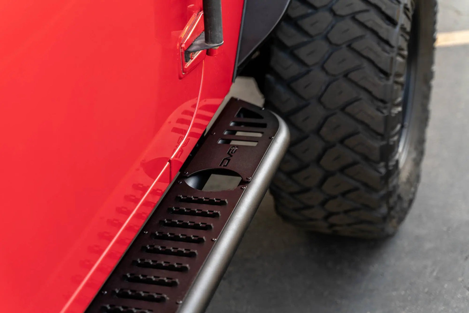 DV8 Offroad 4-Door Jeep Wrangler JK OE Plus Side Steps by DV8 Offroad