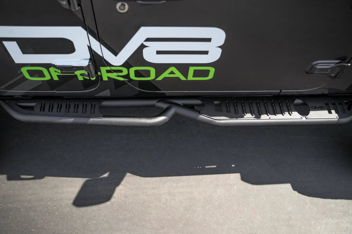 DV8 Offroad Jeep Wrangler JL OE Plus 4-Door Side Steps by DV8 Offroad