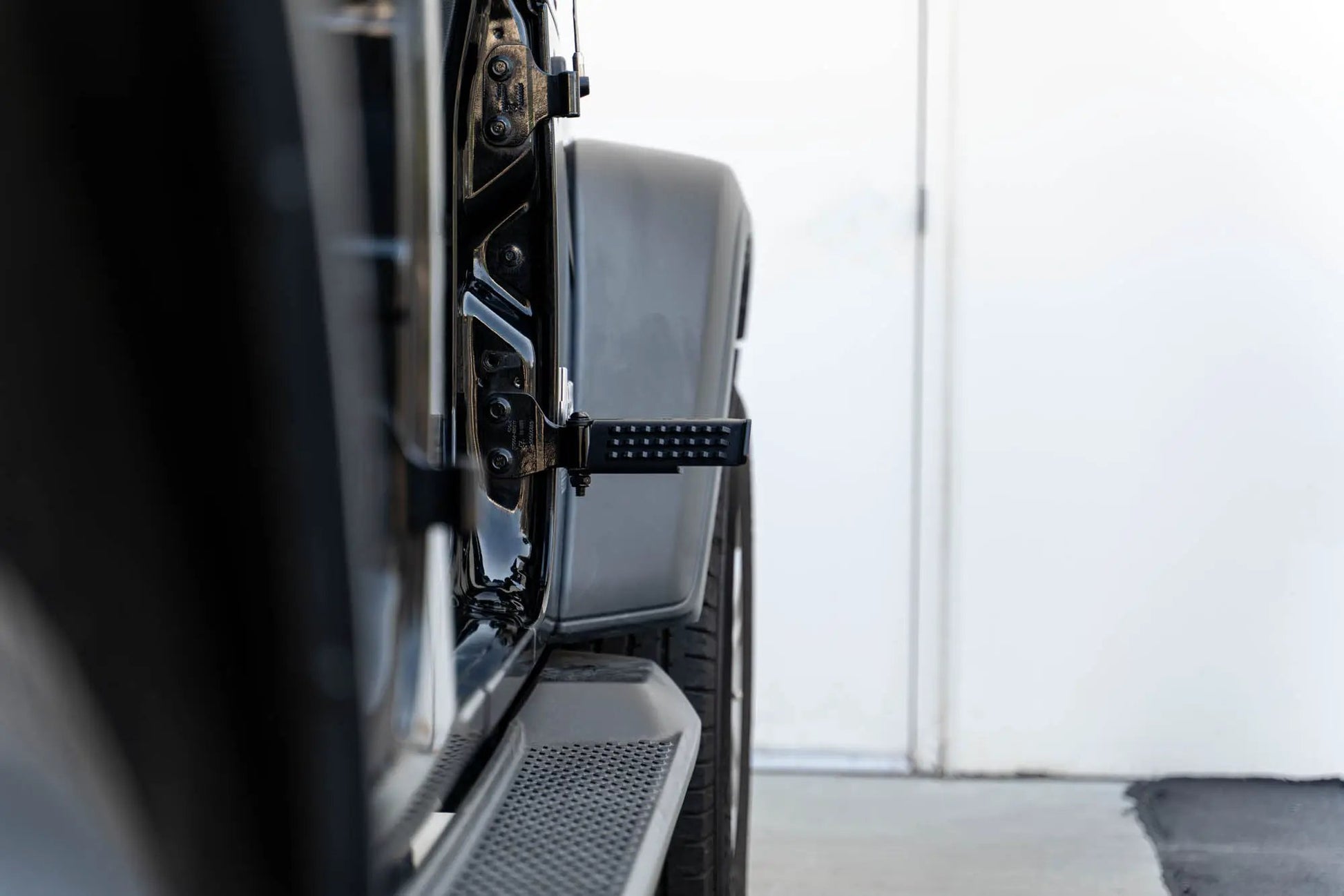 DV8 Offroad Quick and easy install. by DV8 Offroad