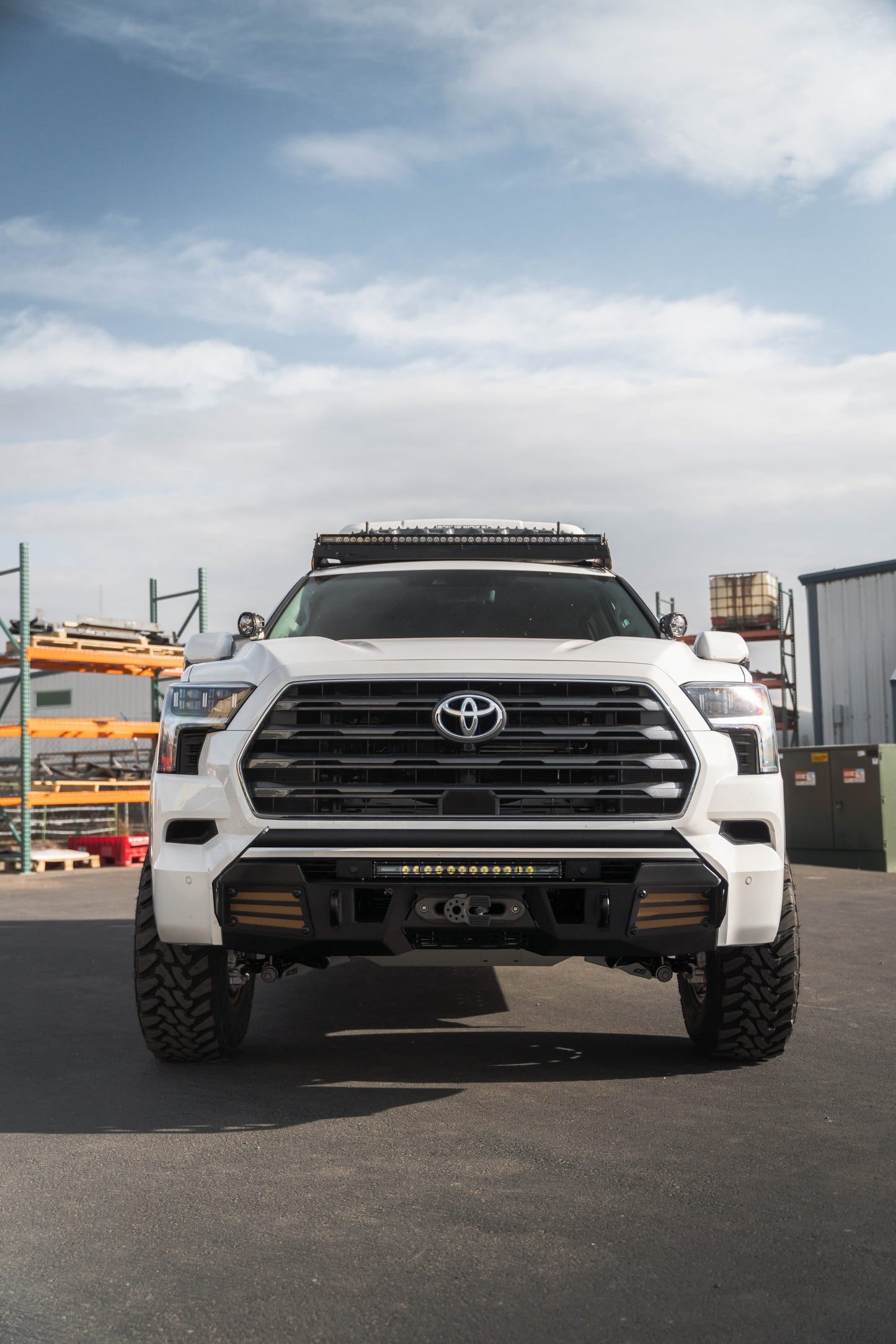 Toyota Sequoia Covert Bumper Bull Bar - Дополнительный элемент | 2022-2025