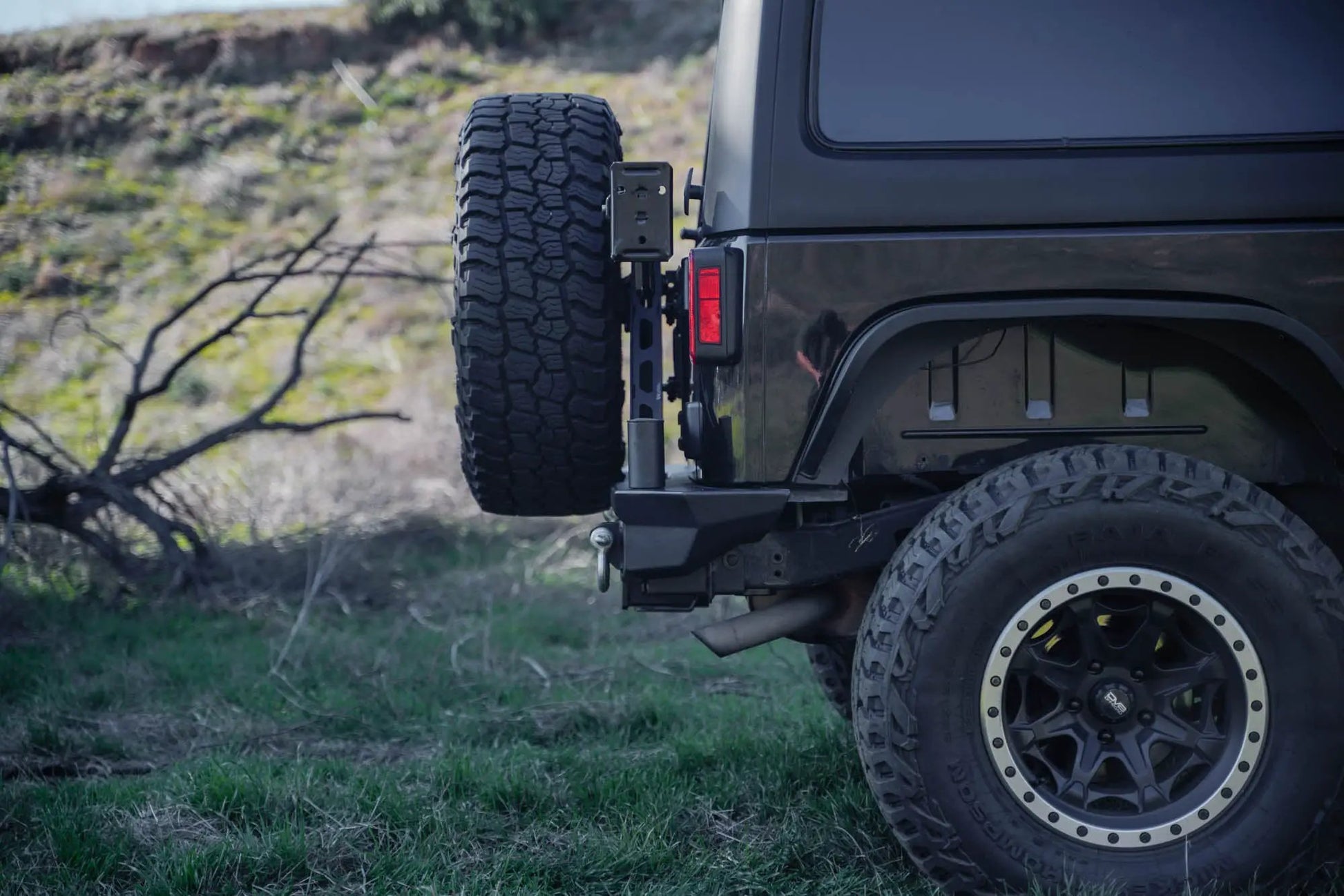 DV8 Offroad 2007-2018 Wrangler JK Tire Carrier for MTO Bumper by DV8 Offroad