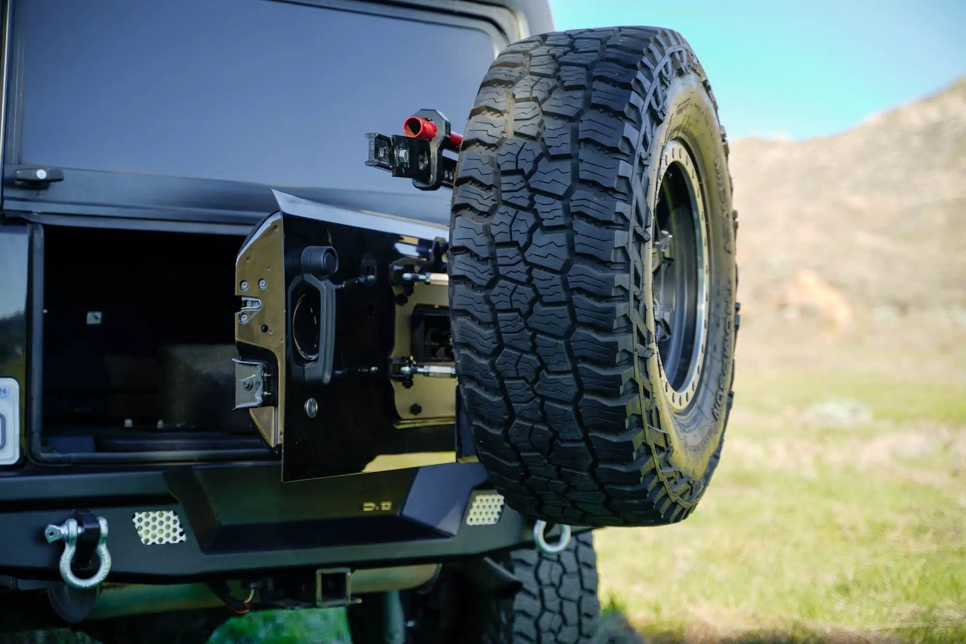 DV8 Offroad 2007-2018 Wrangler JK Tire Carrier for MTO Bumper by DV8 Offroad