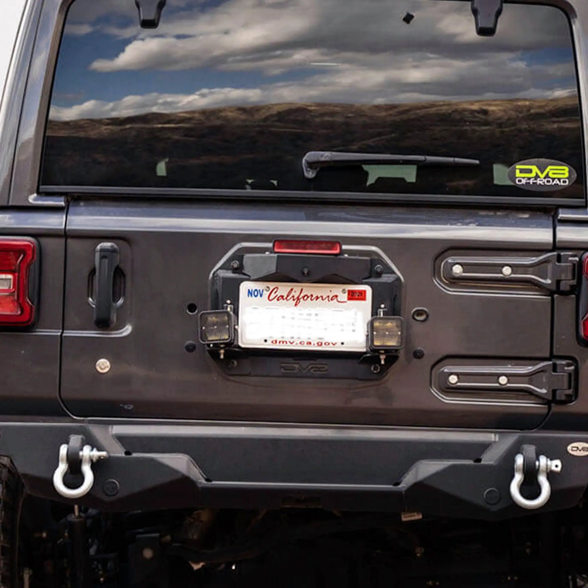 DV8 Offroad 2018-22 Jeep Wrangler JL Spare Tire Delete With Light Mounts by DV8 Offroad